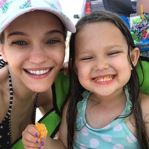 Meet your Posher, Christine